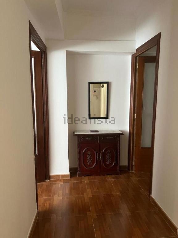 комната в квартире центре с прживанием в семье Privatunterkunft Alicante